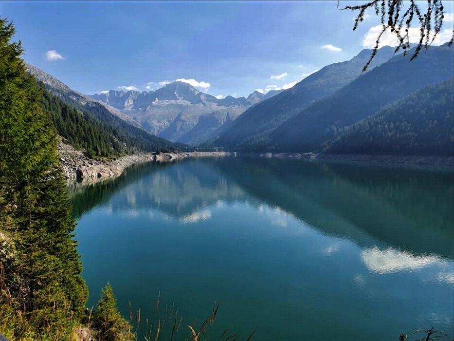 La distesa della Val di Fumo: Trekking nel Piccolo Canada La distesa della Val di Fumo: Trekking nel Piccolo Canada desktop picture