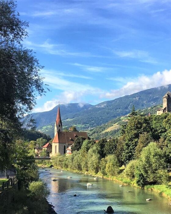 Un Assaggio di Natale a Chiusa: il Monastero di Sabiona Un Assaggio di Natale a Chiusa: il Monastero di Sabiona desktop picture