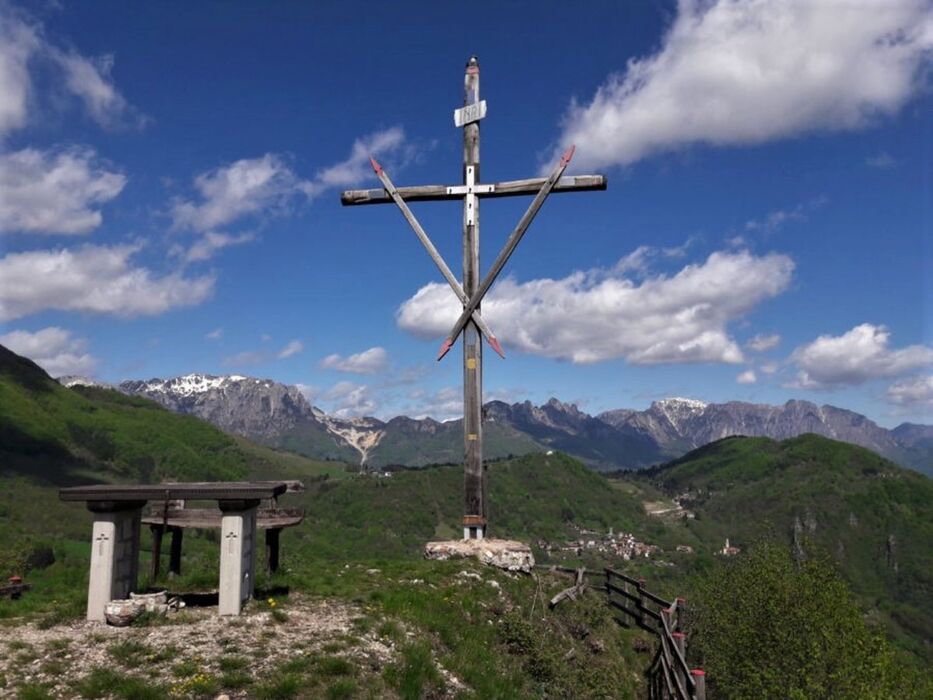 Le Cascate della Valle del Boia: Percorso tra misteri e leggende Le Cascate della Valle del Boia: Percorso tra misteri e leggende desktop picture