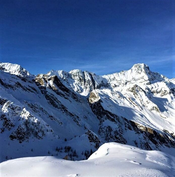 Ciaspolata nella Conca di Ala: un’immersione nella magia delle Valli di Lanzo Ciaspolata nella Conca di Ala: un’immersione nella magia delle Valli di Lanzo desktop picture