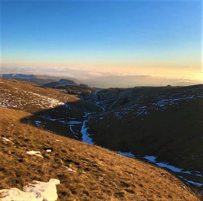 La Lessinia e il Passo Fittanze, un magico percorso tra antiche malghe e faggete secolari La Lessinia e il Passo Fittanze, un magico percorso tra antiche malghe e faggete secolari desktop picture