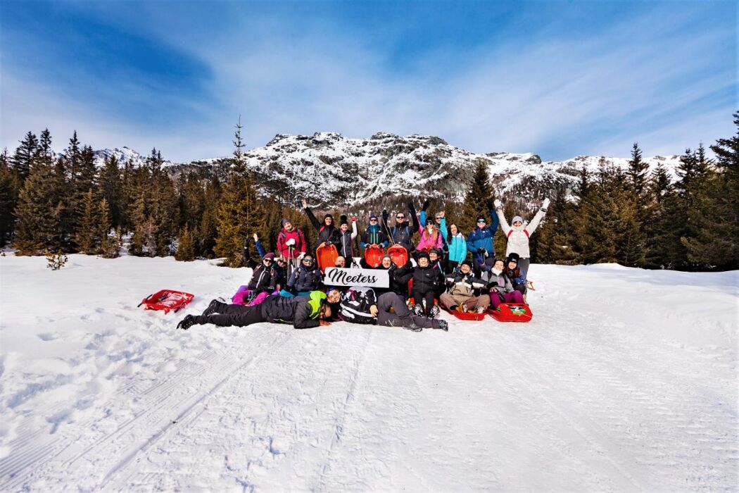 Slittata in Valmalenco con vista sul Lago Palù Slittata in Valmalenco con vista sul Lago Palù desktop picture