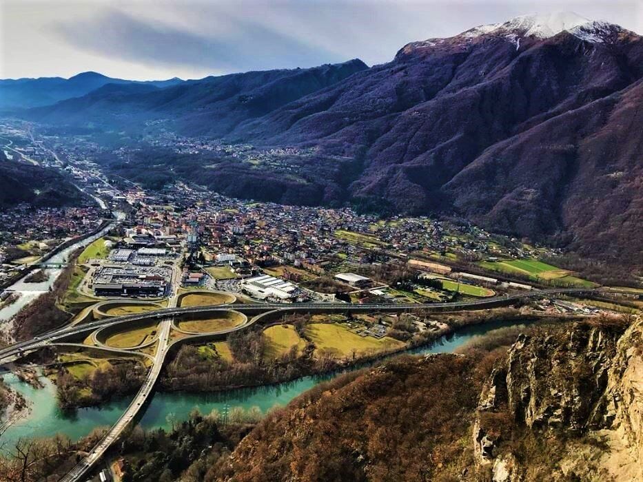 Montorfano, un cuore di granito tra rievocazioni militari e scorci mozzafiato Montorfano, un cuore di granito tra rievocazioni militari e scorci mozzafiato desktop picture