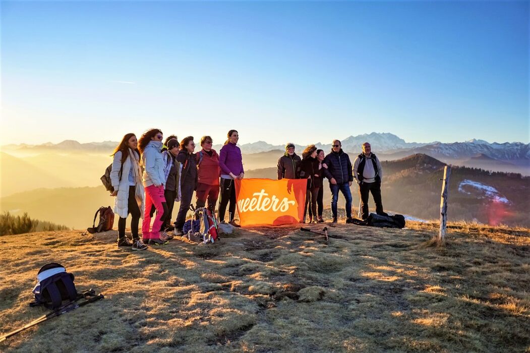 Escursione al tramonto sul Monte Falò Escursione al tramonto sul Monte Falò desktop picture