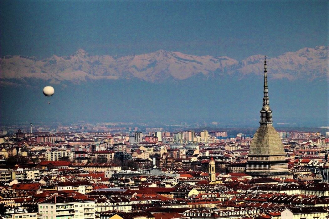 Scenari e Tesori di Torino: sveliamo il fascino della Città dai Mille Volti Scenari e Tesori di Torino: sveliamo il fascino della Città dai Mille Volti desktop picture