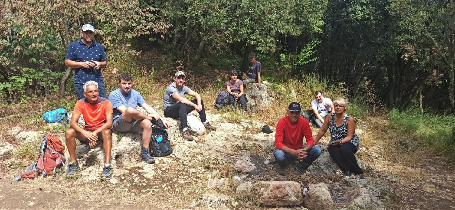 Il Moriglion di Penna: Itinerario nell'Appennino Lucchese Il Moriglion di Penna: Itinerario nell'Appennino Lucchese desktop picture