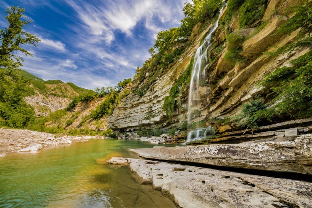 Trekking tra la Cascata di Moraduccio e le Rupi della Valle del Senio - MATTINA Trekking tra la Cascata di Moraduccio e le Rupi della Valle del Senio - MATTINA desktop picture