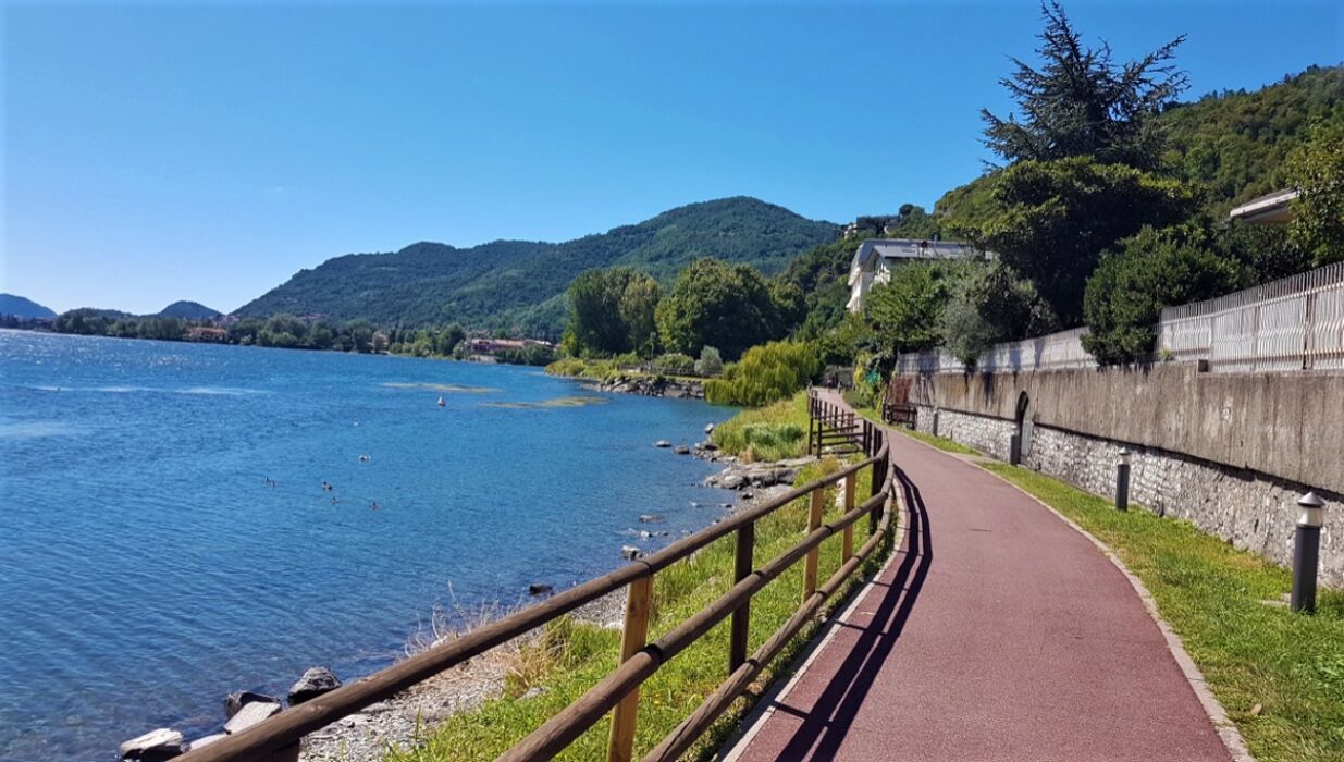 Dolce Biciclettata lungo i Laghi di Garlate e Olginate Dolce Biciclettata lungo i Laghi di Garlate e Olginate desktop picture