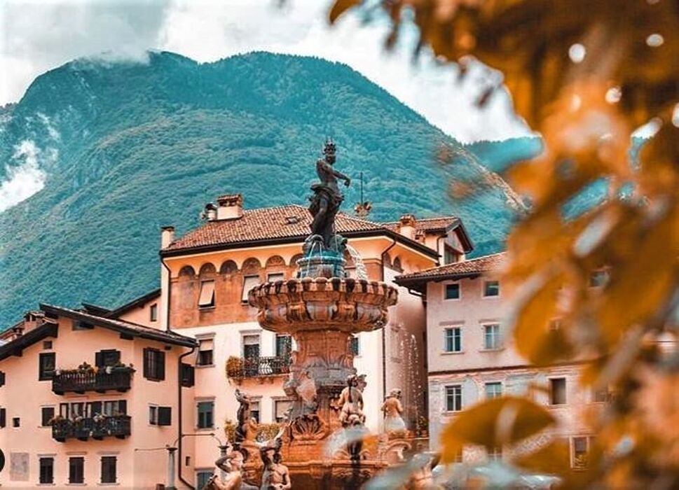 Visita culturale a Trento, uno Scrigno di Tesori Artistici e Paesaggistici Visita culturale a Trento, uno Scrigno di Tesori Artistici e Paesaggistici desktop picture