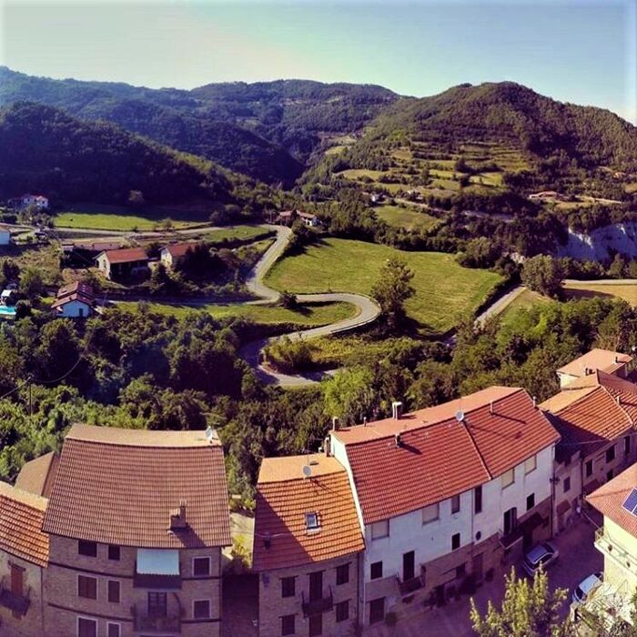 Una Camminata nelle Terre del Monferrato alla scoperta di Denice - MATTINA Una Camminata nelle Terre del Monferrato alla scoperta di Denice - MATTINA desktop picture