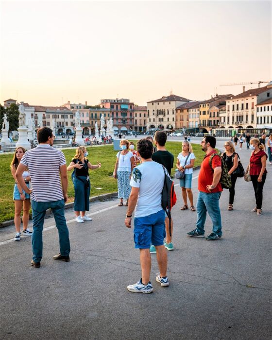 Tour Guidato di Padova: L’Orto Botanico e la Magia di Prato della Valle Tour Guidato di Padova: L’Orto Botanico e la Magia di Prato della Valle desktop picture