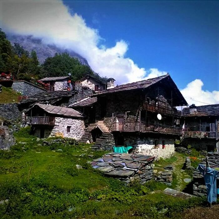 Trekking al tramonto tra i tesori naturalistici della Val Servin Trekking al tramonto tra i tesori naturalistici della Val Servin desktop picture