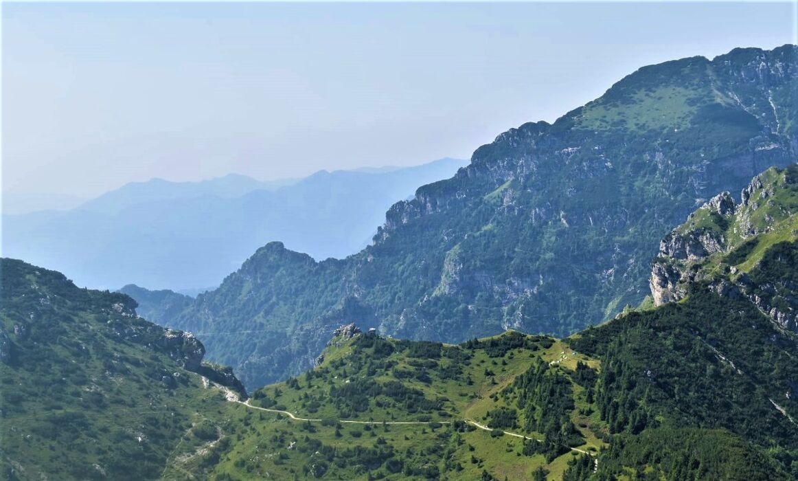 Escursione al Dosso Alto, il Belvedere della Valtrompia Escursione al Dosso Alto, il Belvedere della Valtrompia desktop picture