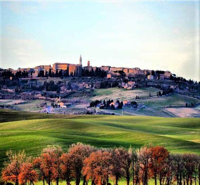 Tour a Pienza, la “Città del Rinascimento” Dipinta nella Val d’Orcia Tour a Pienza, la “Città del Rinascimento” Dipinta nella Val d’Orcia desktop picture