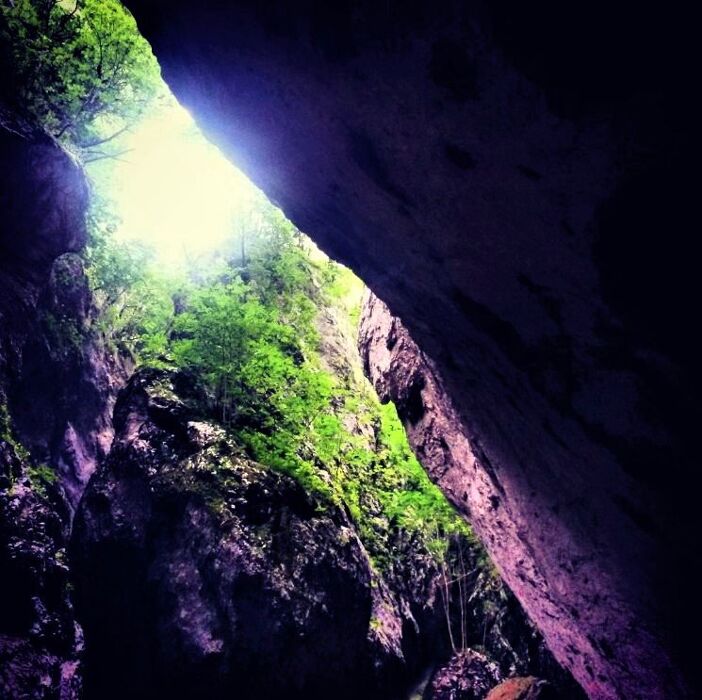 Lungo i Sentieri della Valle dei Tre Santi, uno Scrigno di Tesori nei Sibillini Lungo i Sentieri della Valle dei Tre Santi, uno Scrigno di Tesori nei Sibillini desktop picture