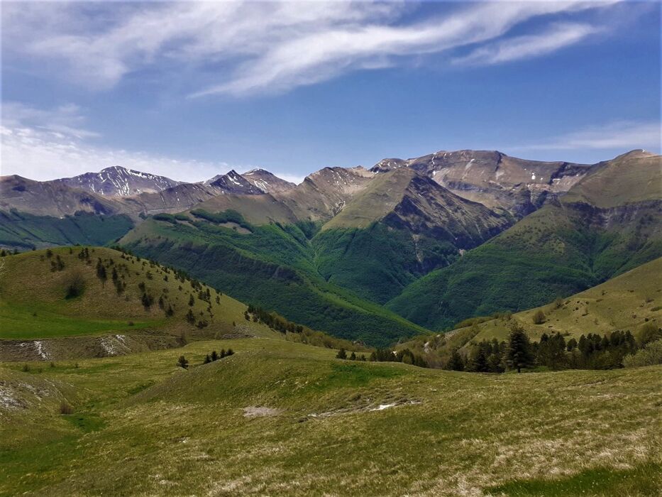 La Fonte dell’Aquila e la magia del Tramonto a Pizzo Meta La Fonte dell’Aquila e la magia del Tramonto a Pizzo Meta desktop picture