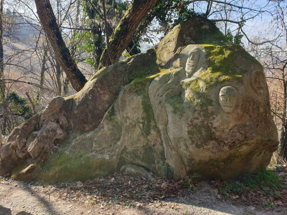 Camminata al Ponte del Diavolo: Tra Leggende e Incredibili Scenari Camminata al Ponte del Diavolo: Tra Leggende e Incredibili Scenari desktop picture