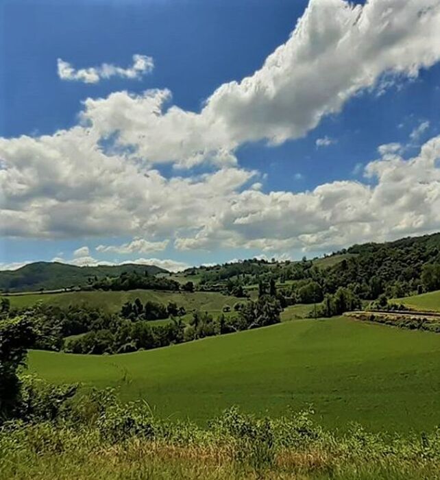L’Antico Borgo di Verica: Tra Castelli Medievali e Perle Naturalistiche L’Antico Borgo di Verica: Tra Castelli Medievali e Perle Naturalistiche desktop picture