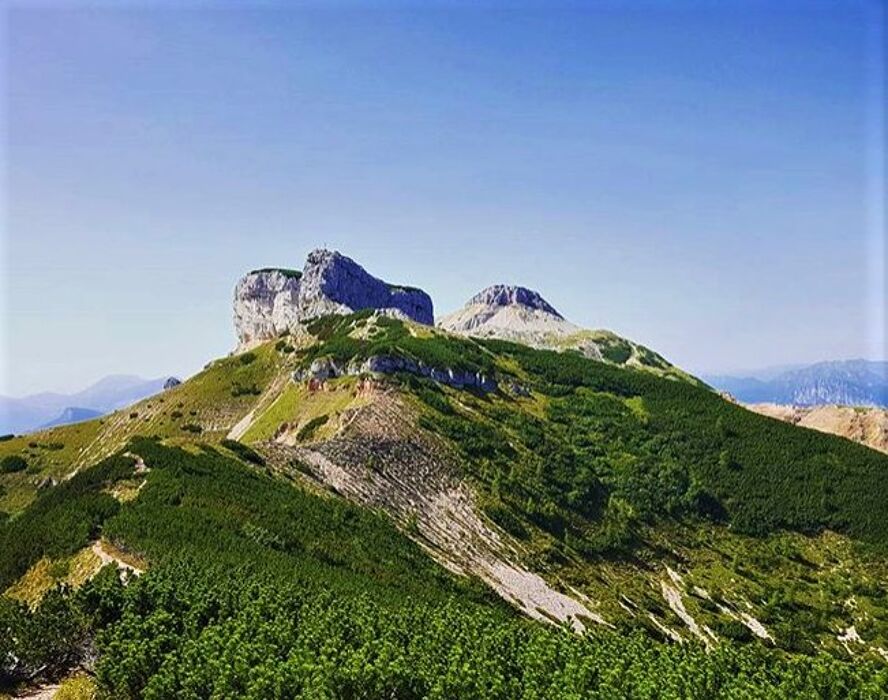 Trekking alle Tre Cime del Bondone: Attraverso il Paesaggio Glaciale Trekking alle Tre Cime del Bondone: Attraverso il Paesaggio Glaciale desktop picture
