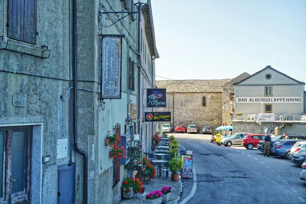 Il Giro del Diavolo: Percorso al Confine tra Curiosità Leggendarie Il Giro del Diavolo: Percorso al Confine tra Curiosità Leggendarie desktop picture