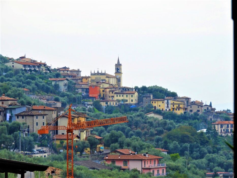 Yoga e Passeggiata Panoramica alle Pendici del Monte Baldo Yoga e Passeggiata Panoramica alle Pendici del Monte Baldo desktop picture
