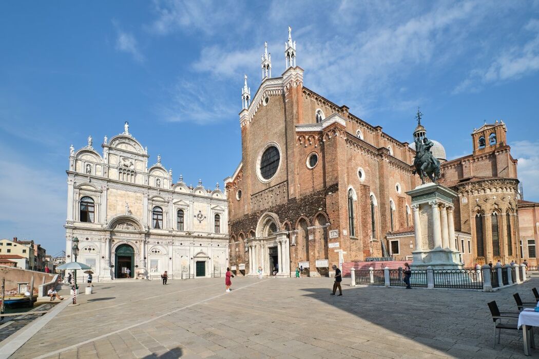 Messaggi sulle pietre di Venezia: Tour dai Vichinghi a Banksy Messaggi sulle pietre di Venezia: Tour dai Vichinghi a Banksy desktop picture