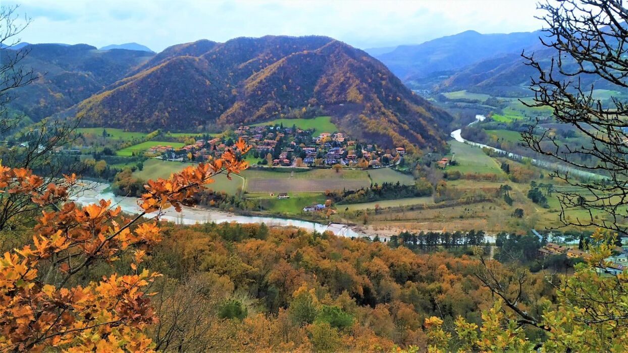 Camminando nella Via Degli Dei: Tra Storia, Natura e Panorami Mozzafiato (5notti/6giorni) Camminando nella Via Degli Dei: Tra Storia, Natura e Panorami Mozzafiato (5notti/6giorni) desktop picture