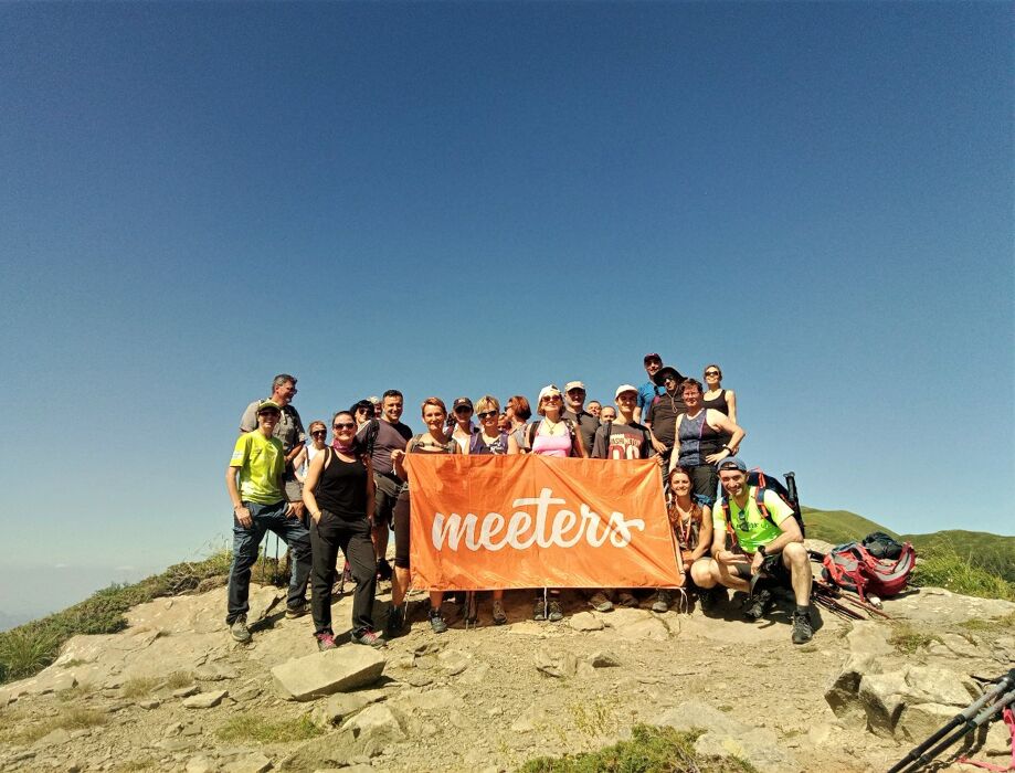 Solcando i crinali Appenninici: Escursione serale al Lago Scaffaiolo Solcando i crinali Appenninici: Escursione serale al Lago Scaffaiolo desktop picture