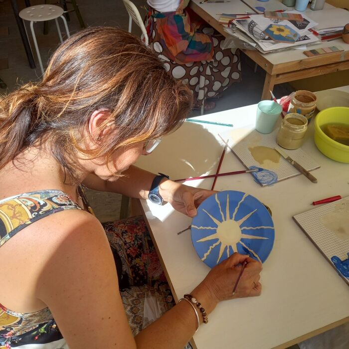 Corso dai Maestri Ceramisti: Impariamo la Decorazione con Argille Colorate Corso dai Maestri Ceramisti: Impariamo la Decorazione con Argille Colorate desktop picture