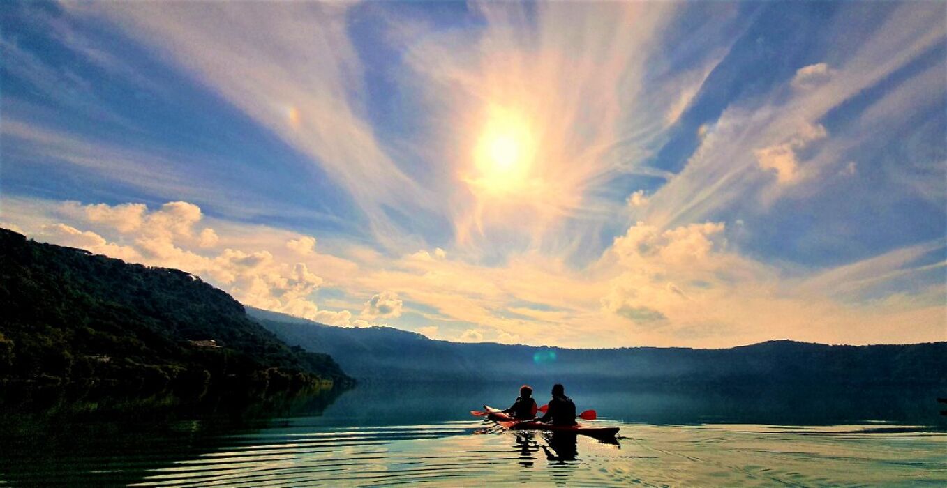 Tour in Kayak nell'Antica Roma: I Tesori Nascosti della Capitale Tour in Kayak nell'Antica Roma: I Tesori Nascosti della Capitale desktop picture