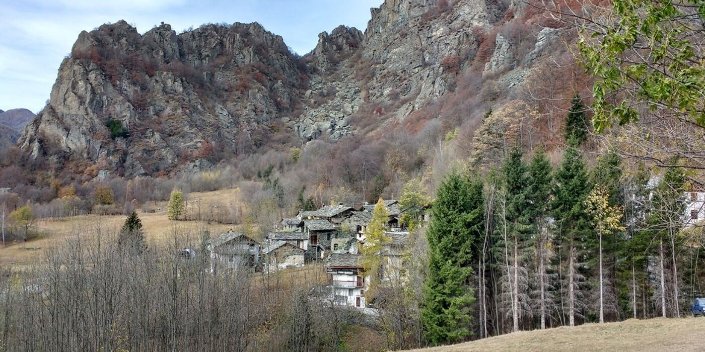 Da Cantoira a Lities: Escursione al Museo a Cielo Aperto Da Cantoira a Lities: Escursione al Museo a Cielo Aperto desktop picture