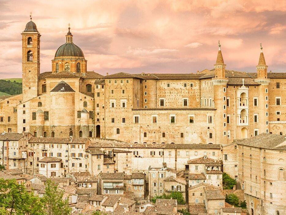 Urbino e Raffaello: La Culla del Rinascimento Urbino e Raffaello: La Culla del Rinascimento desktop picture