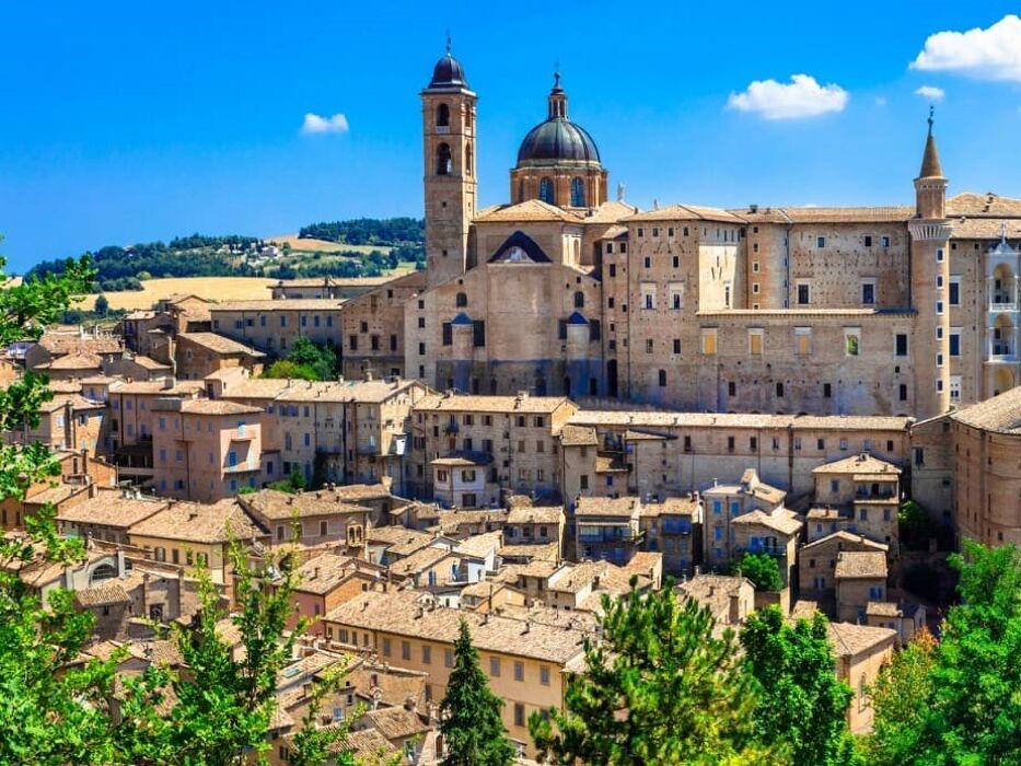 Urbino e Raffaello: La Culla del Rinascimento Urbino e Raffaello: La Culla del Rinascimento desktop picture