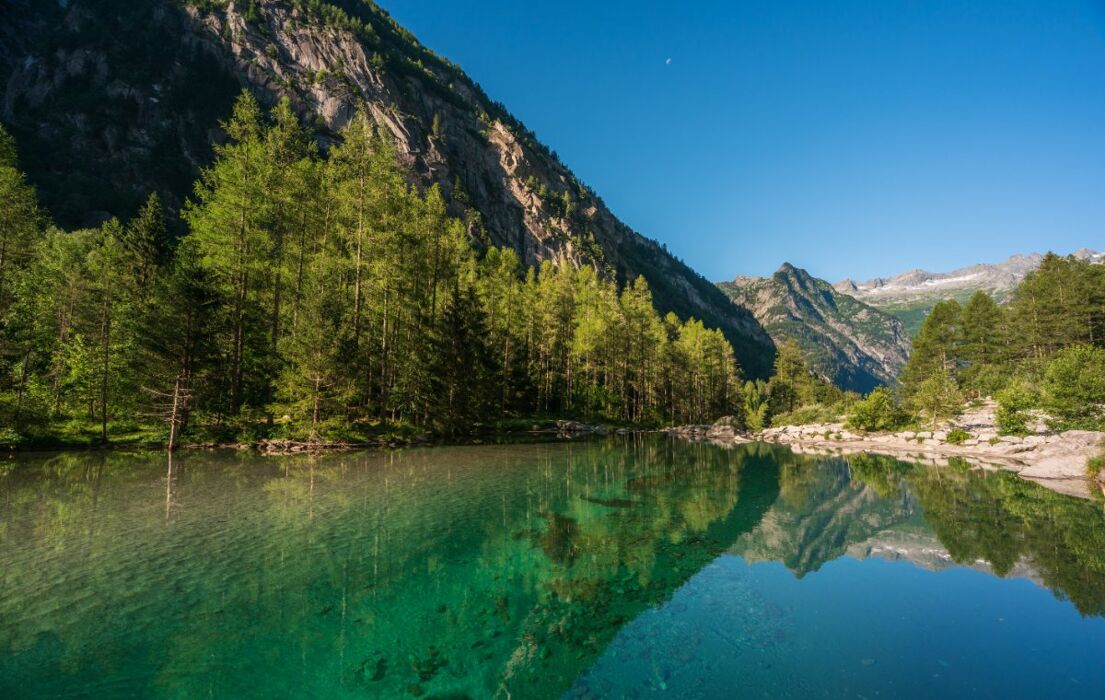 Nella Yosemite Italiana: Il Fascino della Val di Mello Nella Yosemite Italiana: Il Fascino della Val di Mello desktop picture