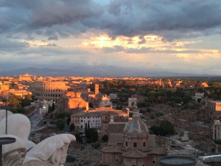 Trekking Urbano di Roma: I Sette Colli e la Terrazza del Vittoriano Trekking Urbano di Roma: I Sette Colli e la Terrazza del Vittoriano desktop picture