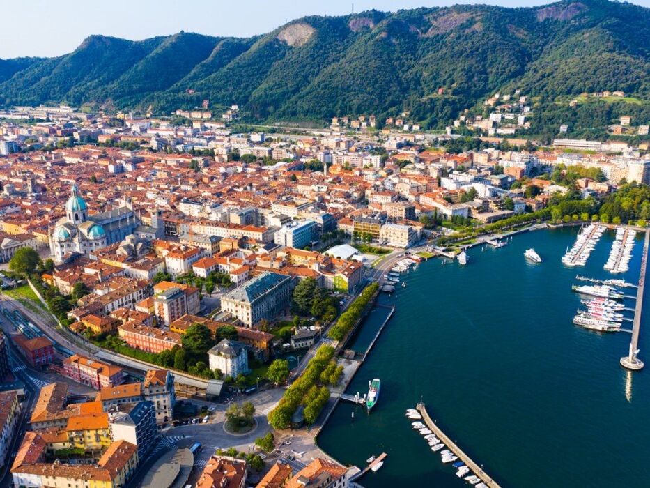 Uscita Interattiva in Inglese: Como, Gioiello del Lago Uscita Interattiva in Inglese: Como, Gioiello del Lago desktop picture