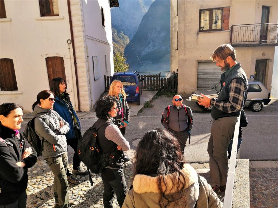 Il Vajont e il Sentiero dei Carbonai: Quando il Passato Resta Presente Il Vajont e il Sentiero dei Carbonai: Quando il Passato Resta Presente desktop picture