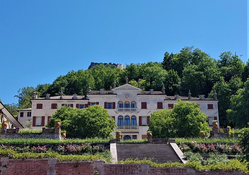 Uscita di Gruppo ad Asolo: Il Delizioso Borgo Veneto Uscita di Gruppo ad Asolo: Il Delizioso Borgo Veneto desktop picture