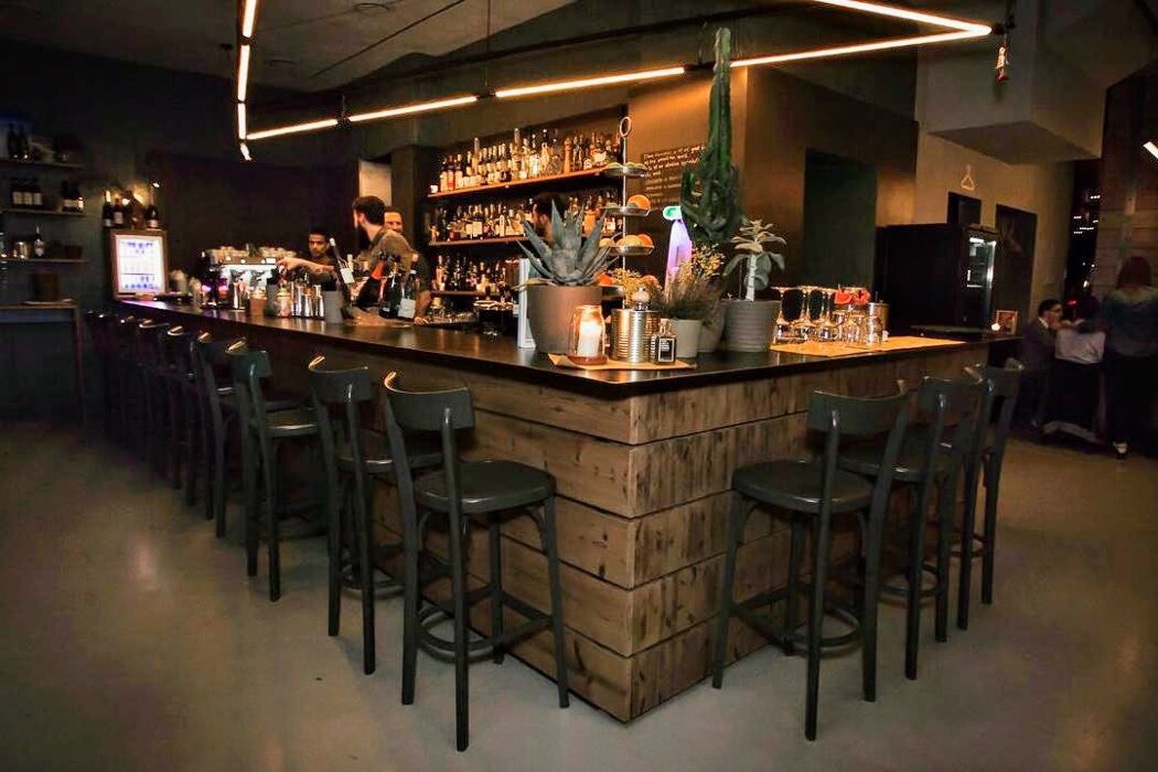 Aperitivo Meeters dei Single al TOM Aperitivo Meeters dei Single al TOM desktop picture