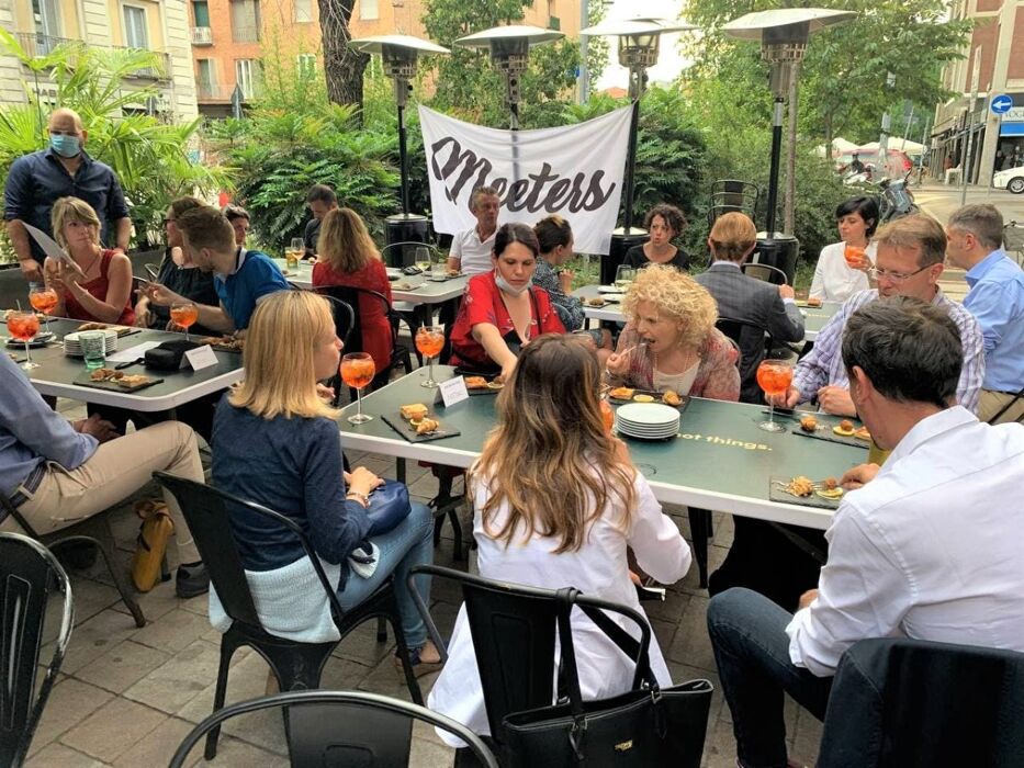 Aperitivo Meeters dei Single al TOM Aperitivo Meeters dei Single al TOM desktop picture