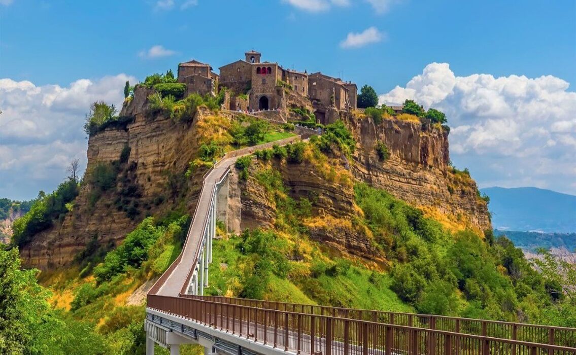 Ponte dell'Immacolata nel Cuore della Tuscia Ponte dell'Immacolata nel Cuore della Tuscia desktop picture