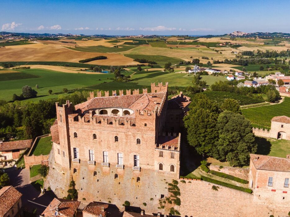 L'Anello del Ruchè: Passeggiata nelle Terre del Principe Rosso L'Anello del Ruchè: Passeggiata nelle Terre del Principe Rosso desktop picture