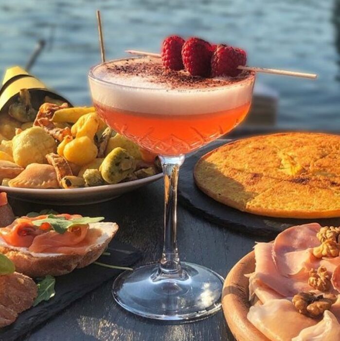 Aperitivo dei Single a La Goletta Seaside Genova Aperitivo dei Single a La Goletta Seaside Genova desktop picture