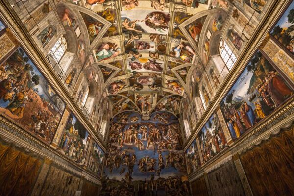 Event card Visita Esclusiva ai Musei Vaticani cover image