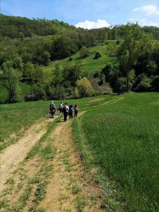 Escursione tra Boschi e Antiche Borgate Escursione tra Boschi e Antiche Borgate desktop picture