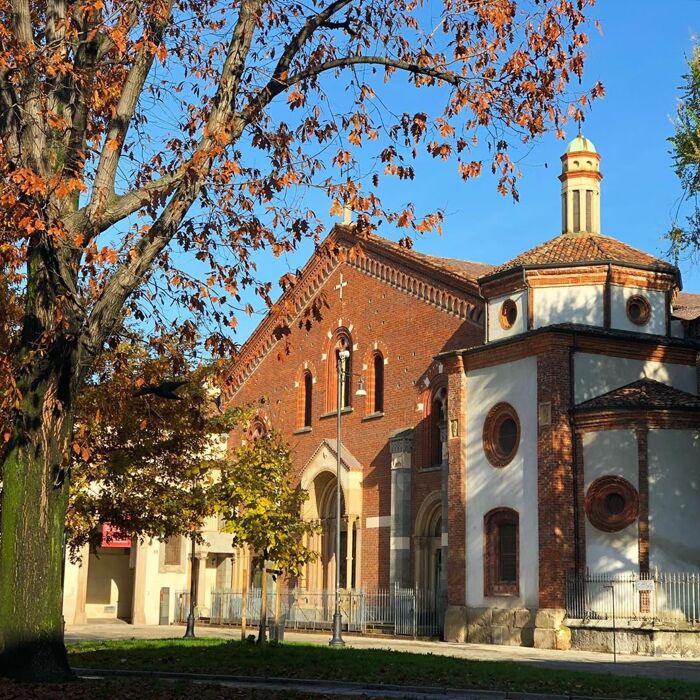 La Basilica di Sant'Eustorgio a Milano: Un Passo nella Tradizione La Basilica di Sant'Eustorgio a Milano: Un Passo nella Tradizione desktop picture