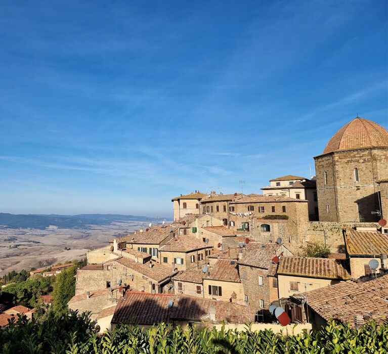 Visita guidata a Volterra: tra passato e presente Visita guidata a Volterra: tra passato e presente desktop picture