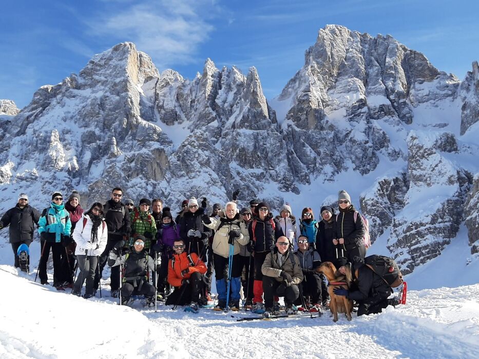 Ciaspolata a San Martino di Castrozza Ciaspolata a San Martino di Castrozza desktop picture