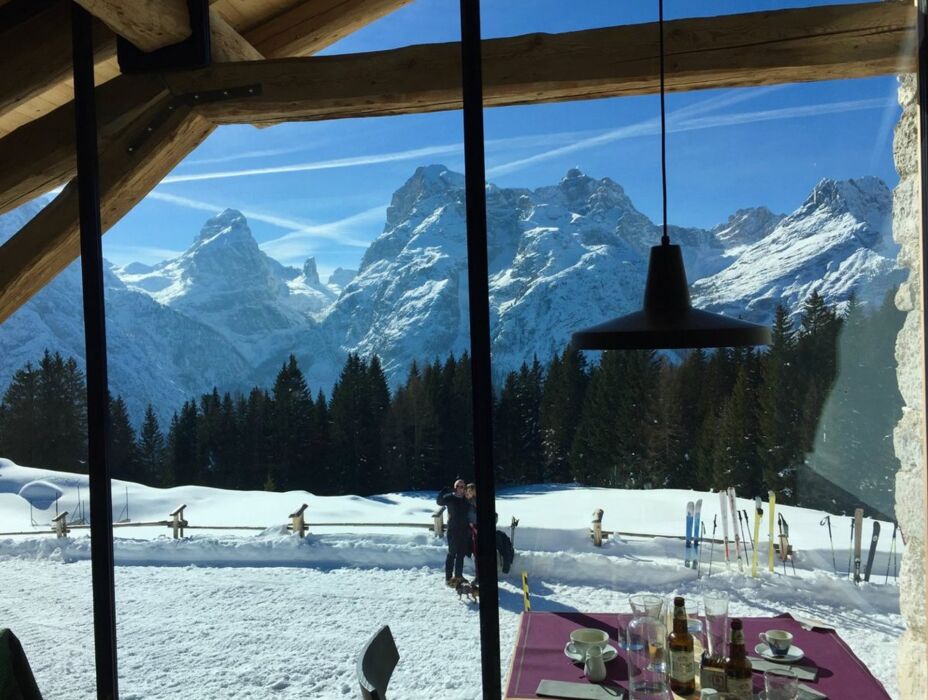 Ciaspolata a Malga Maraia nelle Dolomiti del Cadore - CIASPOLE NON INCLUSE (Principianti) Ciaspolata a Malga Maraia nelle Dolomiti del Cadore - CIASPOLE NON INCLUSE (Principianti) desktop picture