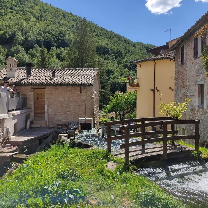 Pieve Torina: Una Camminata dal Vecchio Mulino all’Eremo di Sant’Angelo Pieve Torina: Una Camminata dal Vecchio Mulino all’Eremo di Sant’Angelo desktop picture